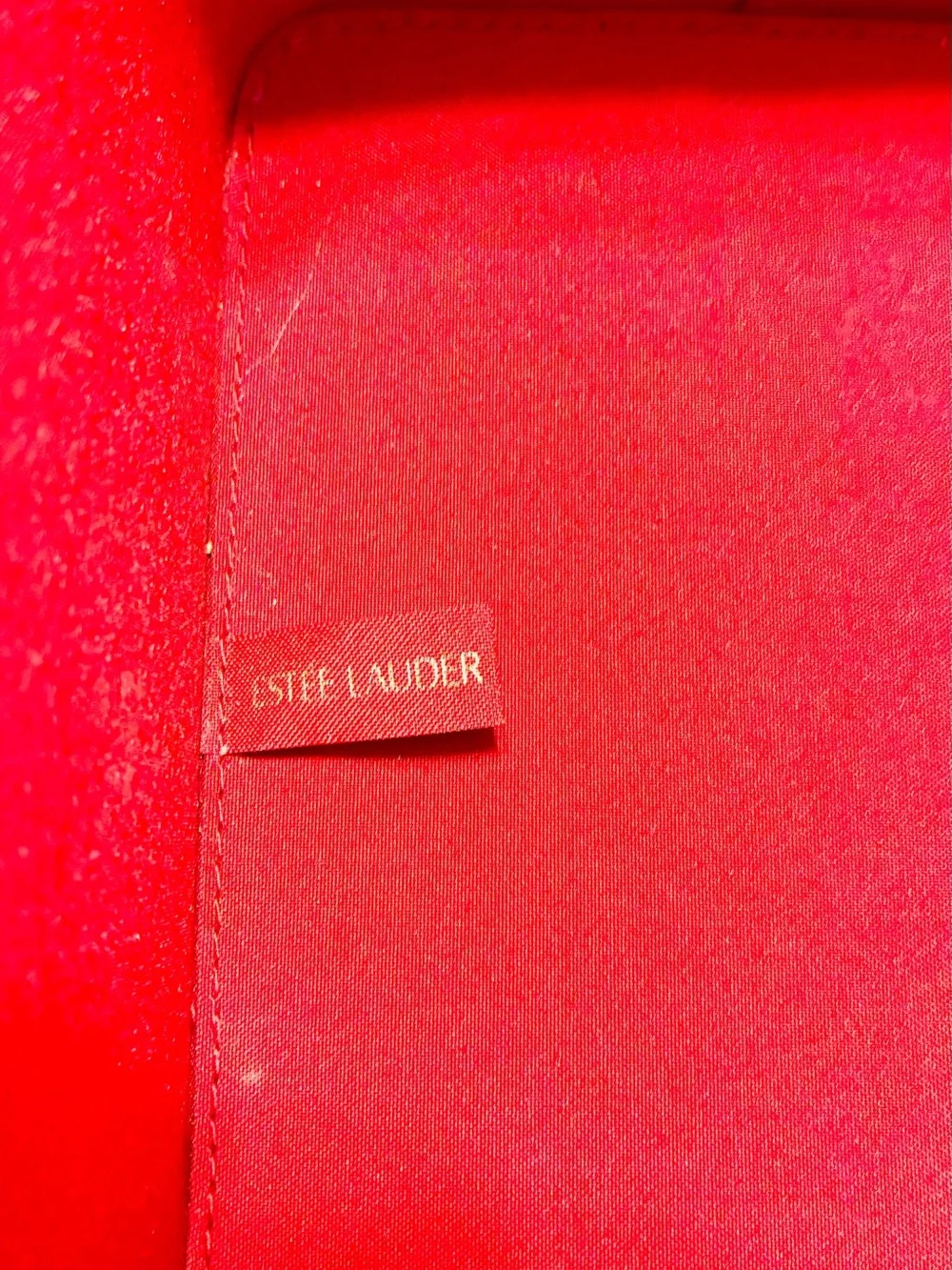 Y2K VTG Estée Lauder Red Lizard Embossed Train Case Vanity Cosmetic Bag 12x7x6.5